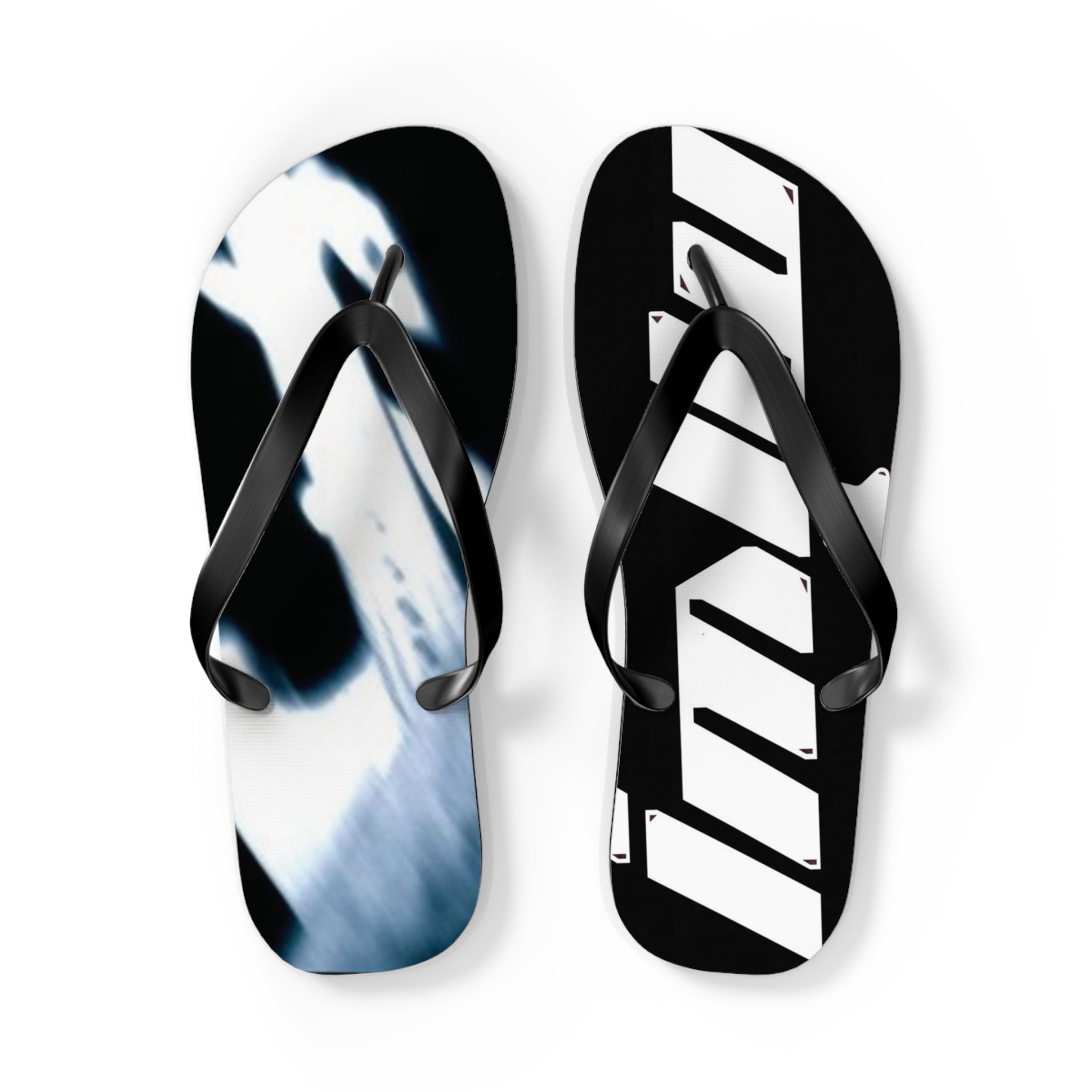 STR!NGS SANDALS