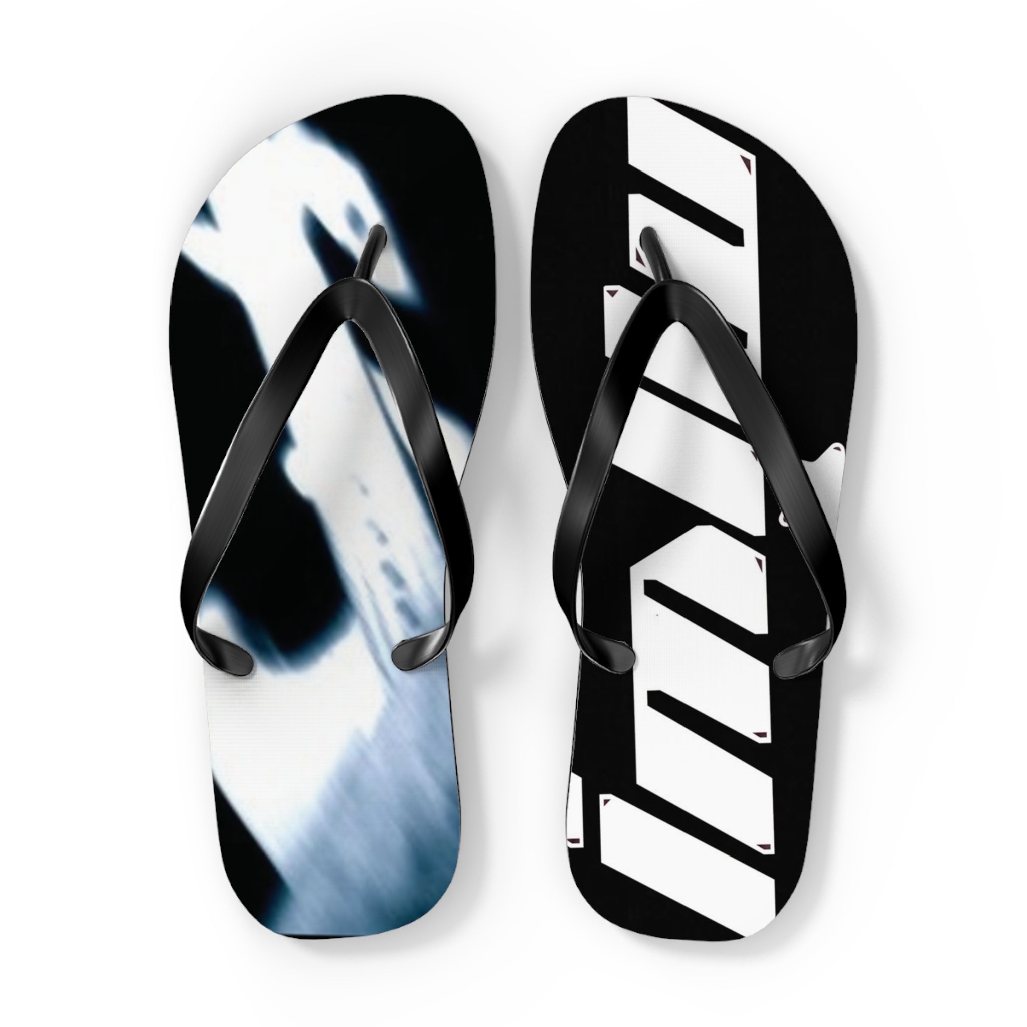 STR!NGS SANDALS