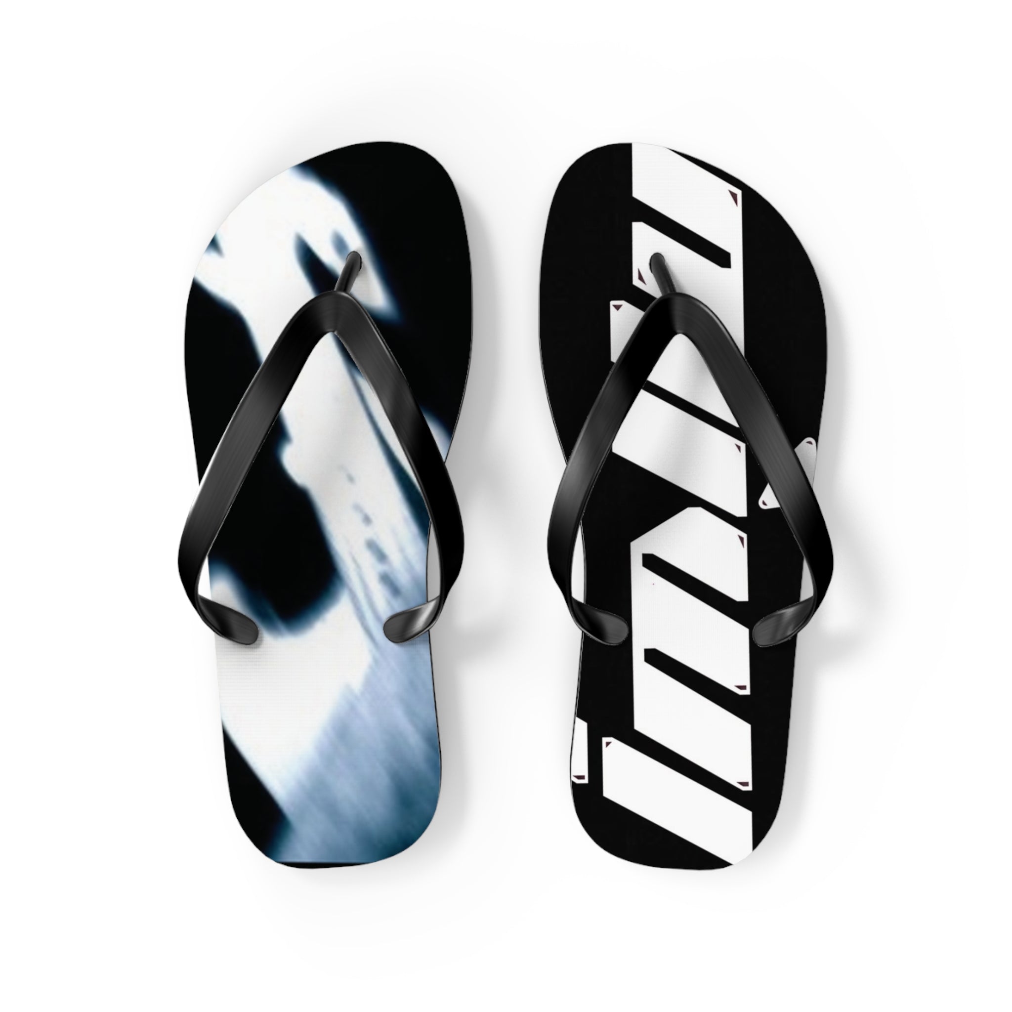 STR!NGS SANDALS